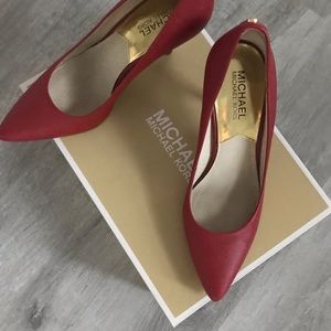 Michael Kors heels size 7